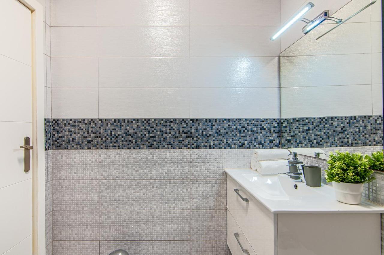 Central 2 Bedroom Apartment Playa De Las Americas المظهر الخارجي الصورة